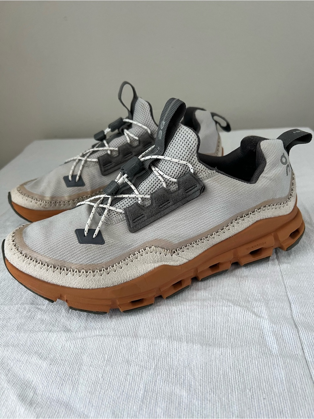 On Running Cloudaway Glacier Pecan Women’s Size 9 Sneakers - Picture 3 of 7